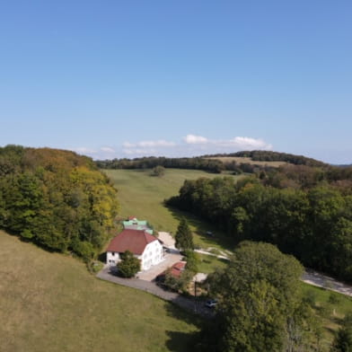 Gîte de groupe derrière la Roche