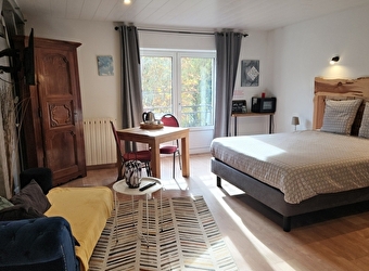 Les Chambres d'hôtes de la Source Bleue - CUSANCE