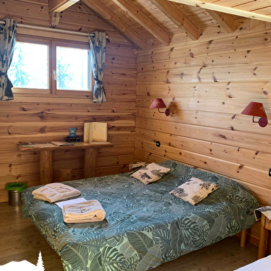 XTREEM : Chambres  chez l'habitant, Spa et Massages