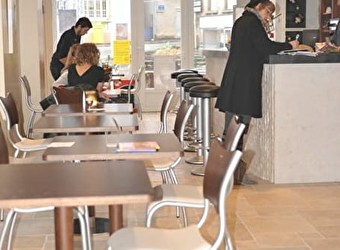 Café restaurant Chez Fanny - ROUGEMONT