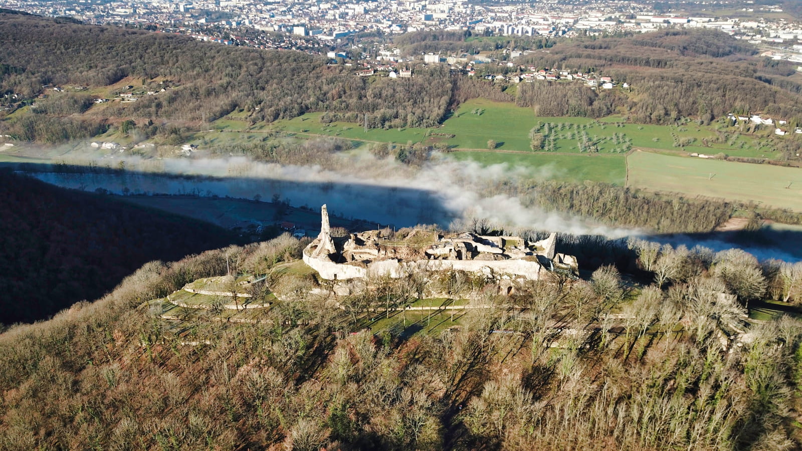 Château médiéval de Montfaucon
