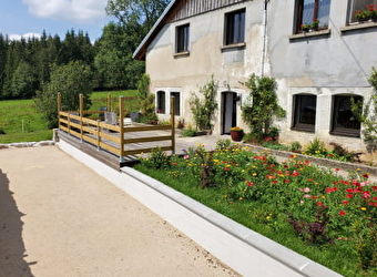 Le Gîte des Hauts Sapins - VERRIERES-DE-JOUX