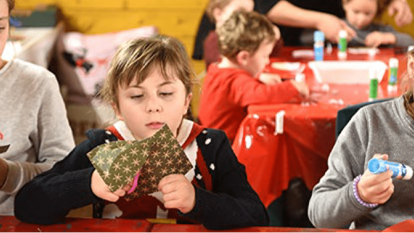 Lumières de Noël : L' atelier des petits Lutins