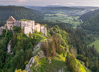 Château de Joux - LA CLUSE-ET-MIJOUX