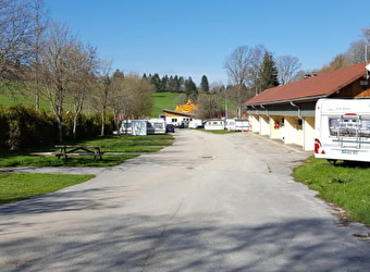Camping - caravaneige Le Miroir - LES HOPITAUX-NEUFS