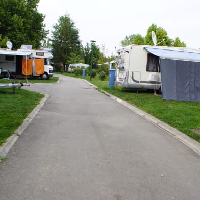 Aire de camping-cars - Camping de Chalezeule