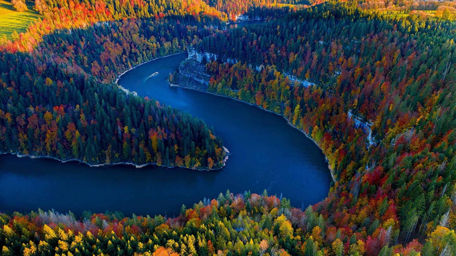 Les bassins et le Saut du Doubs