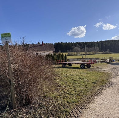 Aire de camping-cars - La Ferme des Ravières