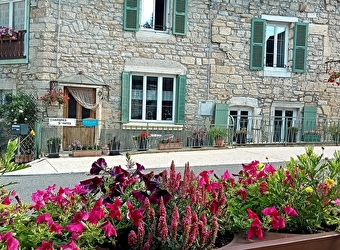 La Maison de Léonie - MOUTHIER-HAUTE-PIERRE