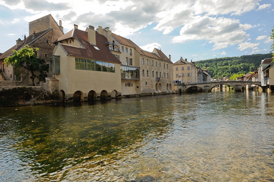 Les villes du Doubs, plurielles et stylées Doubs Montagnes du Jura