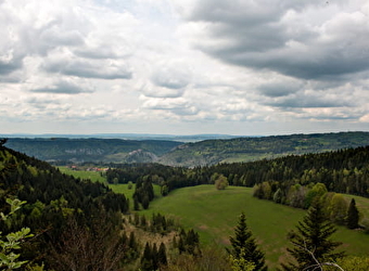 Belvédère de la Roche Sarrazine - LES FOURGS