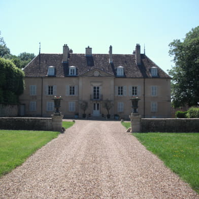 Jardin à la française du château de Jallerange