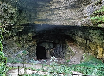Grotte de la glacière et Maisons des minéraux - CHAUX-LES-PASSAVANT