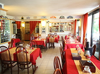 Le Relais de la Vallée - HYEVRE-PAROISSE