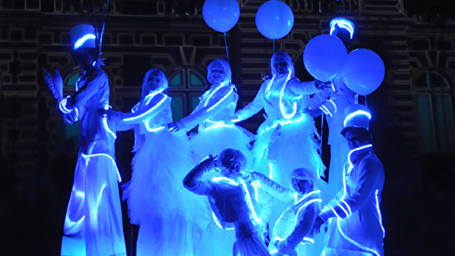 Déambulation des échassiers lumineux