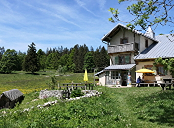 Yourtes de la Petite Échelle - ROCHEJEAN