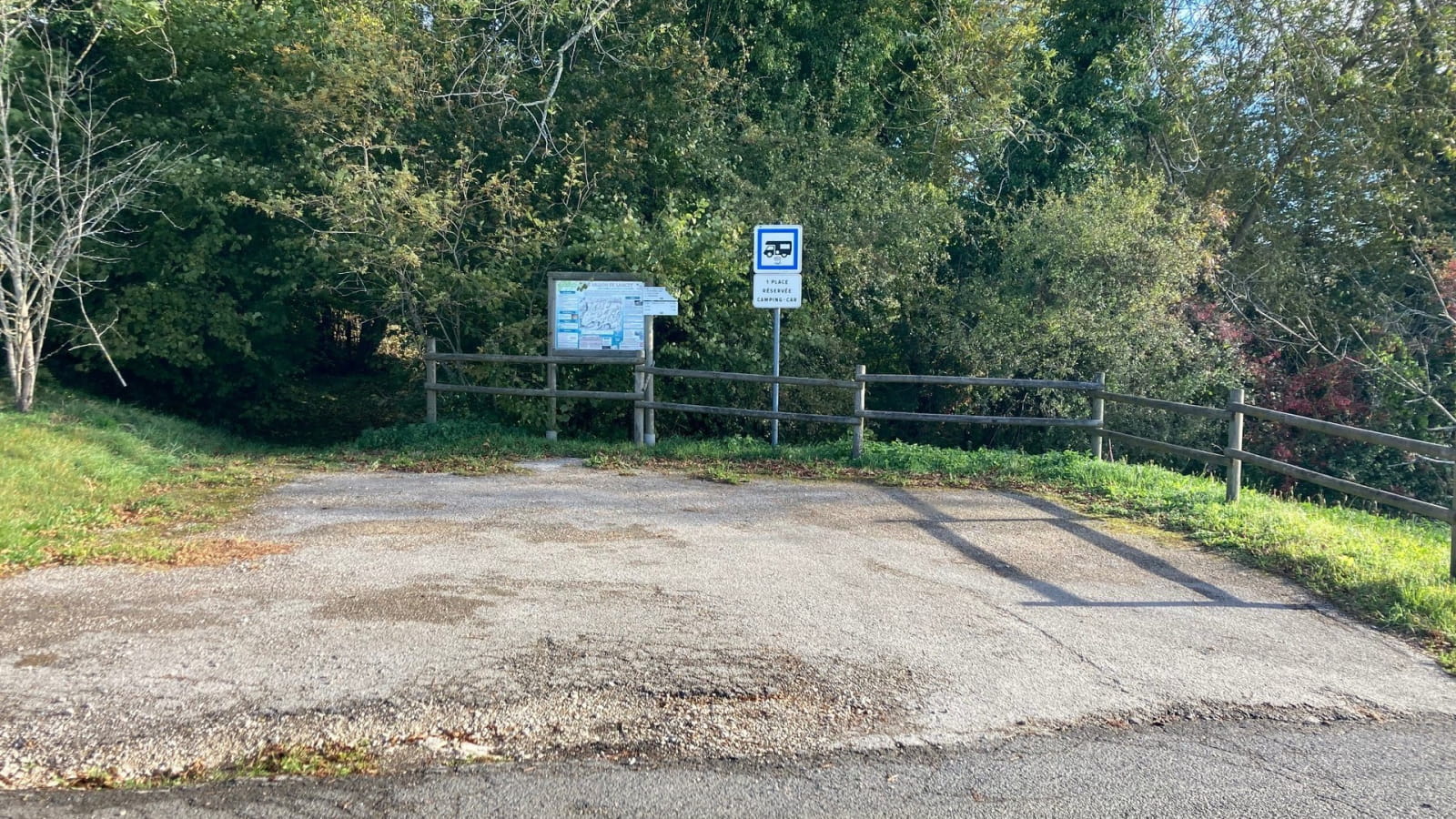 Aire de camping-cars - Crosey-le-Petit