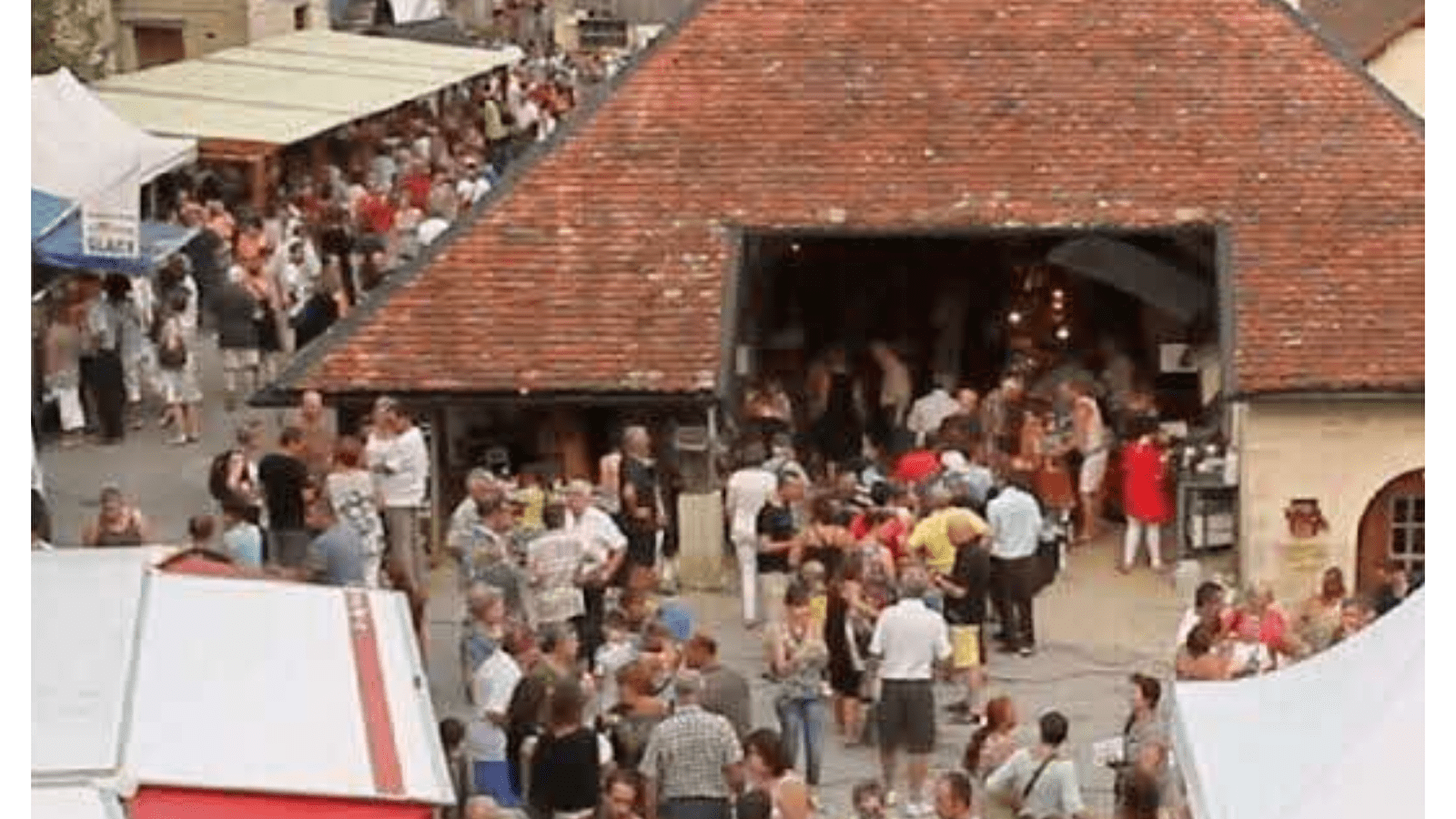 Marché nocturne de Belvoir