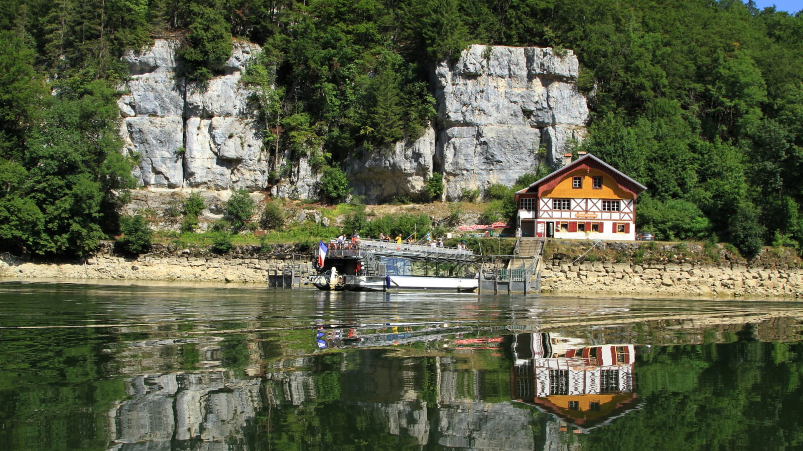 Échappée franco-suisse