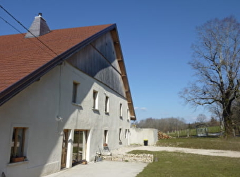 Meublé - Gîte Sous le Tilleul - LANDRESSE