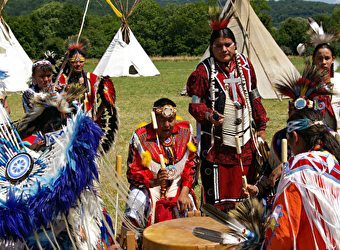 Pow Wow “Danse avec la Loue” - ORNANS