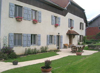 Appartement -   Yves et Jeanne Jeunet - VILLERS-SOUS-CHALAMONT