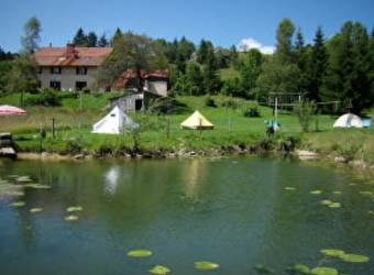 Aire naturelle de camping - Le Castelblanc - CHATELBLANC