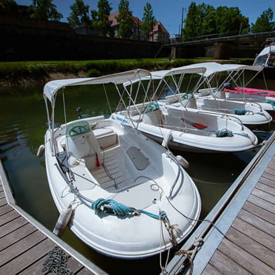 Location de bateaux électriques - Doubs Plaisance