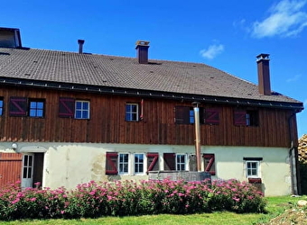 Les Grands Prés - LES FOURGS