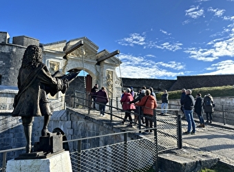 Château de Joux - LA CLUSE-ET-MIJOUX