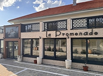 Hôtel La Promenade - CHEVIGNEY-LES-VERCEL