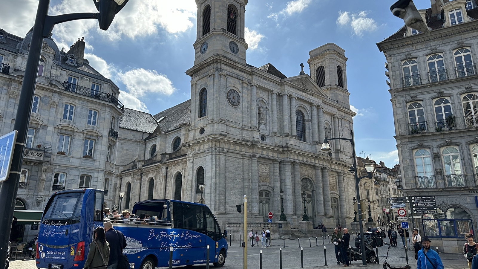 Bus Cabriolet Les Vedettes de Besançon